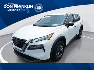 Used 2023 Nissan Rogue S image 1