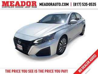 Used 2023 Nissan Altima 2.5 SV image 1