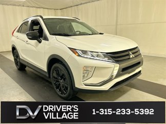 Used 2019 Mitsubishi Eclipse Cross LE image 1