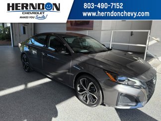 Used 2024 Nissan Altima 2.5 SR image 1