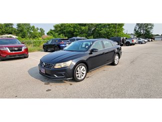 Used 2018 Volkswagen Passat 2.0T SE image 1