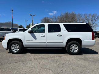 Used 2013 GMC Yukon XL SLT image 1