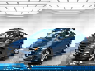 Used 2024 Chevrolet Malibu LT image 1