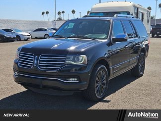 Used 2015 Lincoln Navigator 4WD image 1
