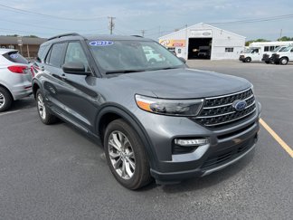 Used 2022 Ford Explorer XLT w/ Equipment Group 202A image 1