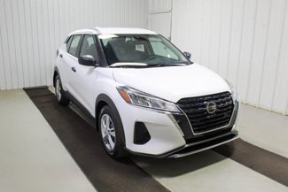 Used 2021 Nissan Kicks S image 1