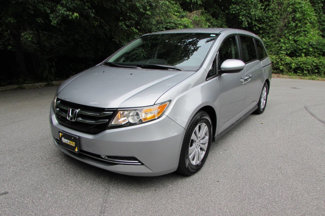 Used 2017 Honda Odyssey SE image 1