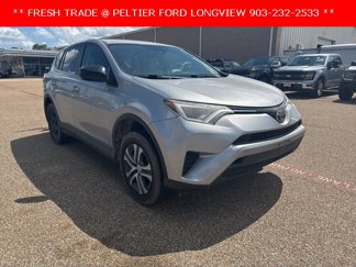 Used 2018 Toyota RAV4 LE image 1