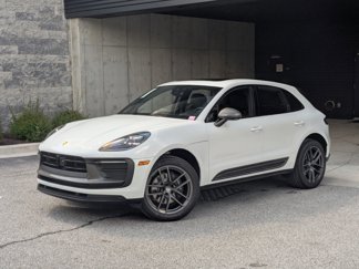 New 2025 Porsche Macan image 1