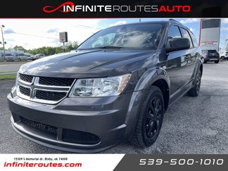 Used 2020 Dodge Journey SE image 1