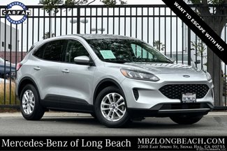 Used 2020 Ford Escape SE image 1