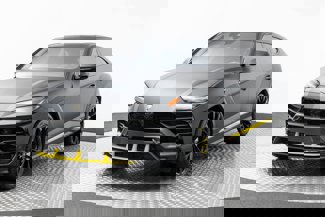 Used 2019 Lamborghini Urus image 1
