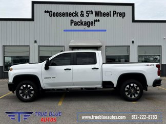 Used 2021 Chevrolet Silverado 2500 Custom w/ Custom Value Package image 1