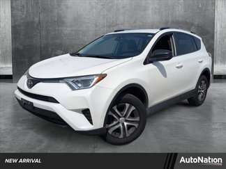 Used 2017 Toyota RAV4 LE image 1
