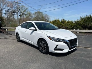 Used 2022 Nissan Sentra SV image 1