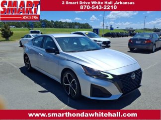 Used 2023 Nissan Altima 2.5 SR image 1