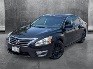 Used 2015 Nissan Altima 2.5 S image 1