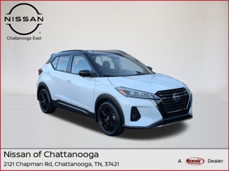 Used 2023 Nissan Kicks SR image 1