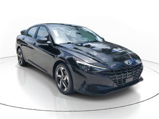 Used 2023 Hyundai Elantra SEL w/ Convenience Package image 1