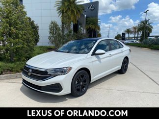 Used 2022 Volkswagen Jetta SE image 1