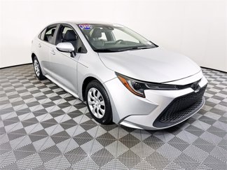 Used 2020 Toyota Corolla LE image 1