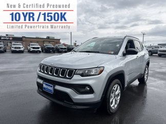 Used 2025 Jeep Compass Latitude image 1