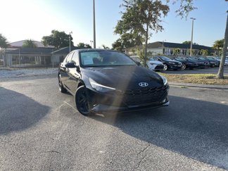 Used 2023 Hyundai Elantra SEL image 1