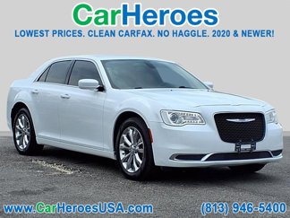 Used 2018 Chrysler 300 Touring image 1