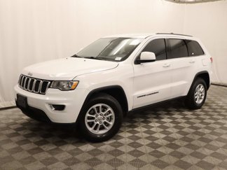 Used 2018 Jeep Grand Cherokee Laredo image 1