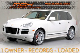 Used 2010 Porsche Cayenne GTS image 1