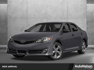 Used 2014 Toyota Camry SE image 1