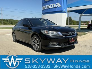 Used 2015 Honda Accord Sport image 1
