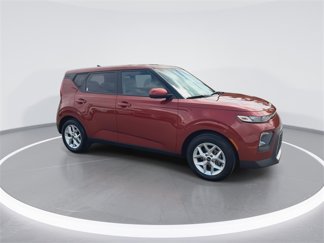 Used 2022 Kia Soul LX w/ Technology Package video 2
