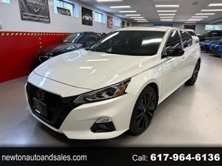 Used 2022 Nissan Altima 2.5 SR w/ Midnight Edition Package image 1