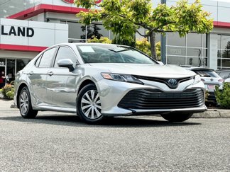 Used 2020 Toyota Camry LE w/ Carpet Mat Package image 1