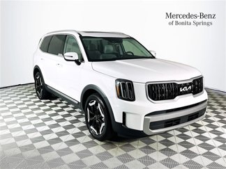 Used 2023 Kia Telluride EX w/ EX Captain's Chair Package image 1