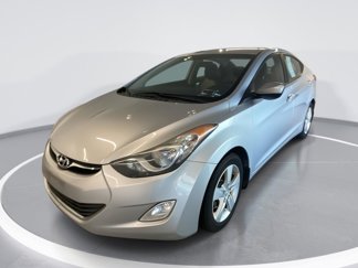 Used 2013 Hyundai Elantra GLS w/ Preferred Pkg image 1