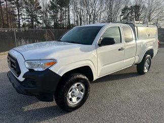 Used 2020 Toyota Tacoma SR image 1