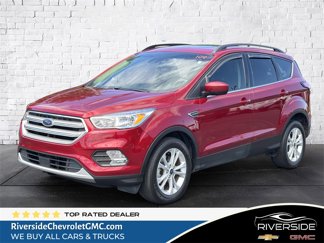 Used 2018 Ford Escape SE w/ Ford Safe & Smart Package image 1