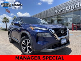Used 2021 Nissan Rogue SV image 1