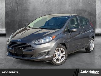 Used 2016 Ford Fiesta SE image 1