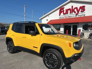 Used 2017 Jeep Renegade Trailhawk image 1