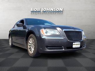 Used 2013 Chrysler 300 image 1