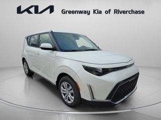 New 2025 Kia Soul LX image 1