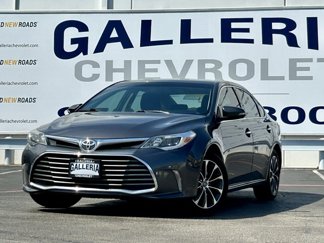 Used 2016 Toyota Avalon Limited image 1