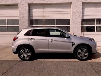 Used 2024 Mitsubishi Outlander Sport ES image 1