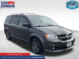 Used 2017 Dodge Grand Caravan SXT image 1