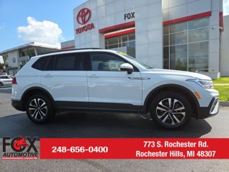 Used 2022 Volkswagen Tiguan S image 1