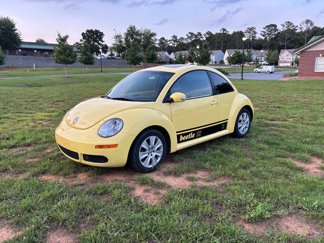 Used 2008 Volkswagen Beetle S image 1