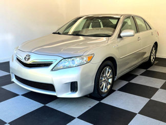 Used 2010 Toyota Camry Hybrid image 1